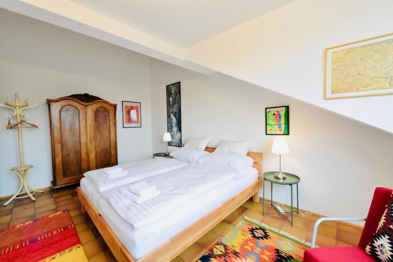 Charming Attic Apartment Near Messe Wien And Center Exterior photo